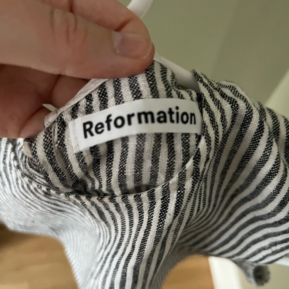 Reformation Emilia Linen Two Piece - Picture 5 of 8